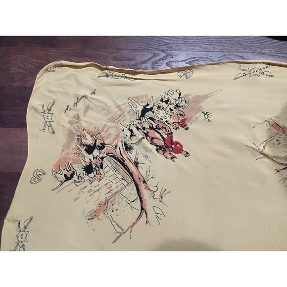 Vintage Equestrian Fox Hunting Dogs Hounds Yellow English Scarf 29 x 30 square - Picture 9 of 15